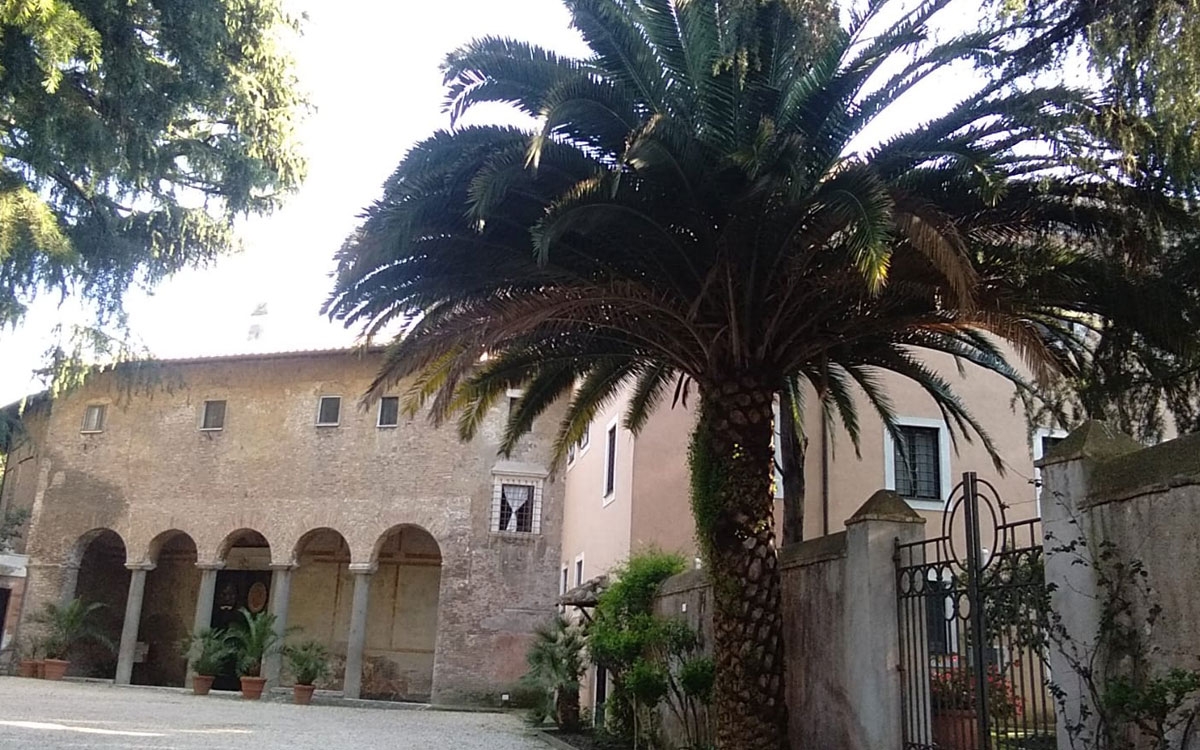 Case direttamente dipendenti dalla Curia